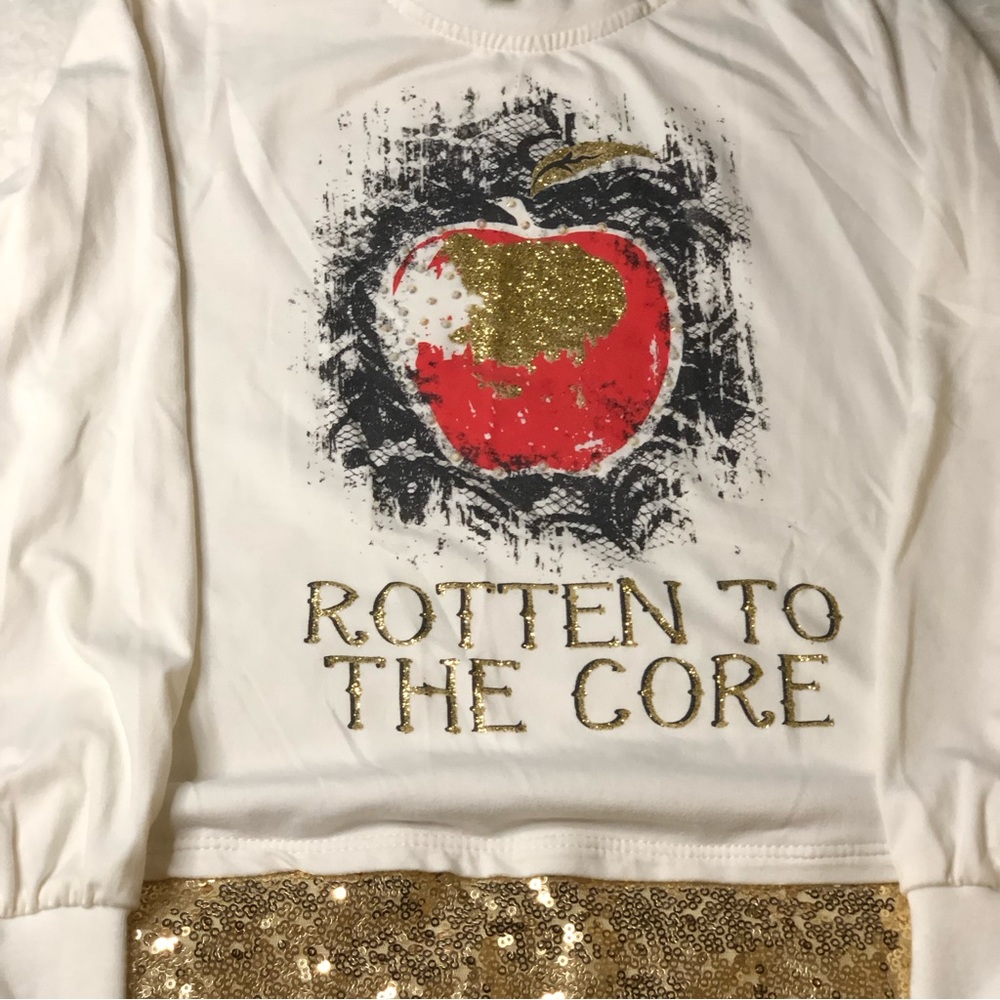 Disney Descendants D-Signed, Rotten To The Core Sparkling Shirt